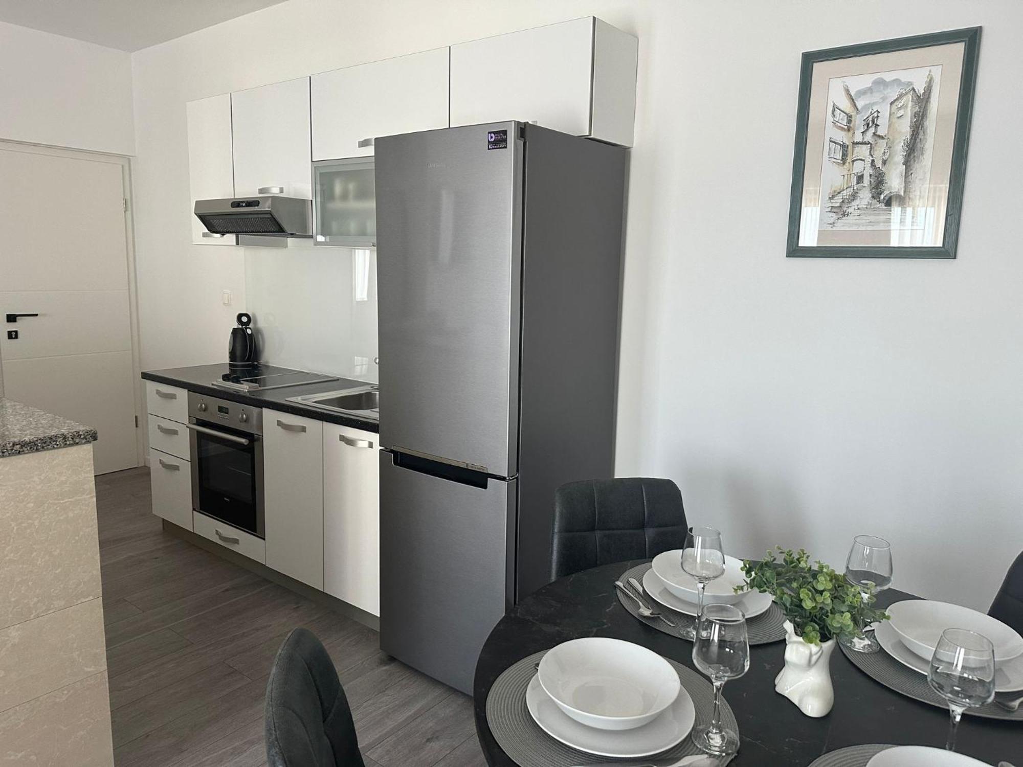 Apartments Villa Sunce Dugi Rat Eksteriør billede