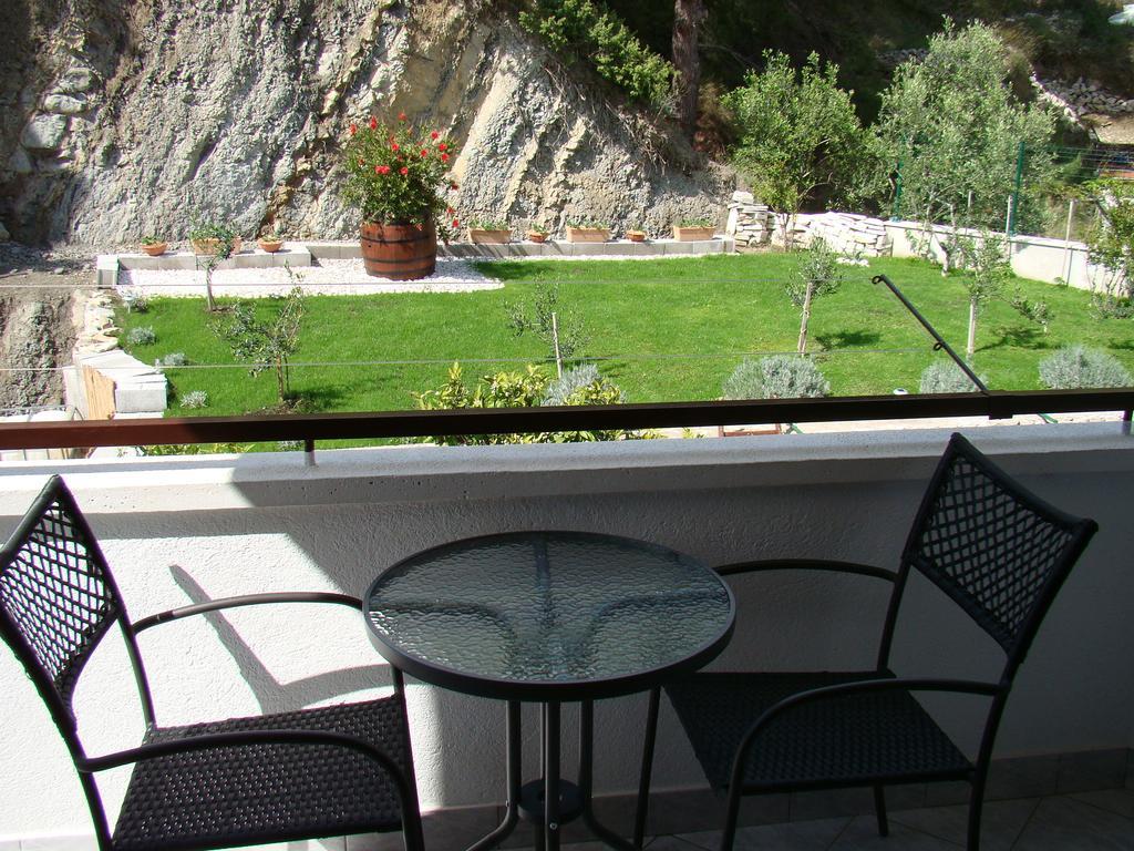 Apartments Villa Sunce Dugi Rat Værelse billede